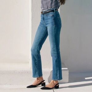 AYR Women's Straight Leg Jeans in Blue 33S